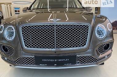 Внедорожник / Кроссовер Bentley Bentayga 2018 в Киеве