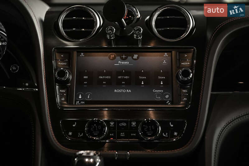 Внедорожник / Кроссовер Bentley Bentayga 2018 в Одессе фото 25 Внедорожник / Кроссовер Bentley Bentayga 2018 в Одессе