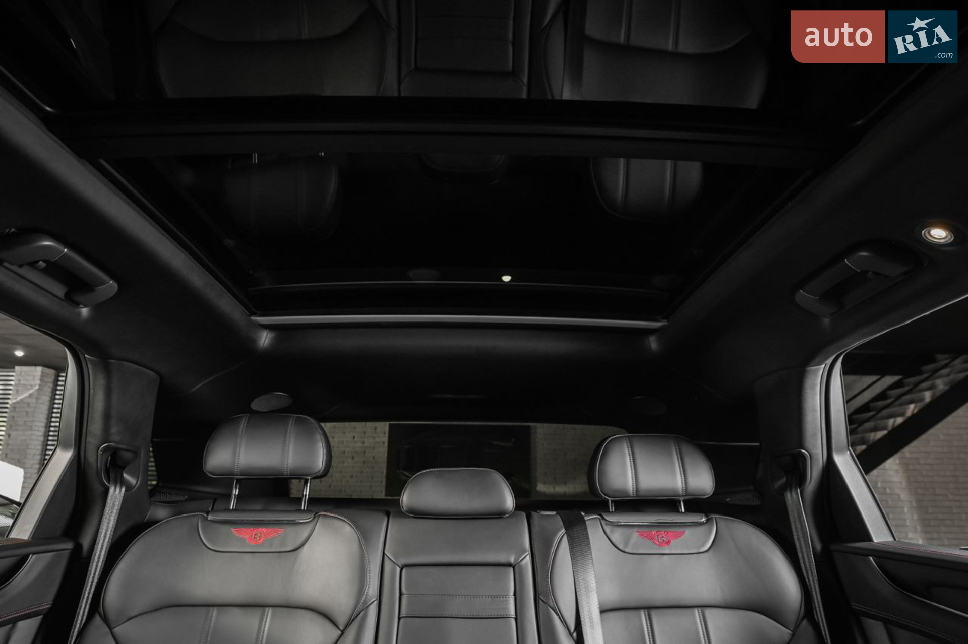 2018 Bentley Bentayga - мініатюра 30