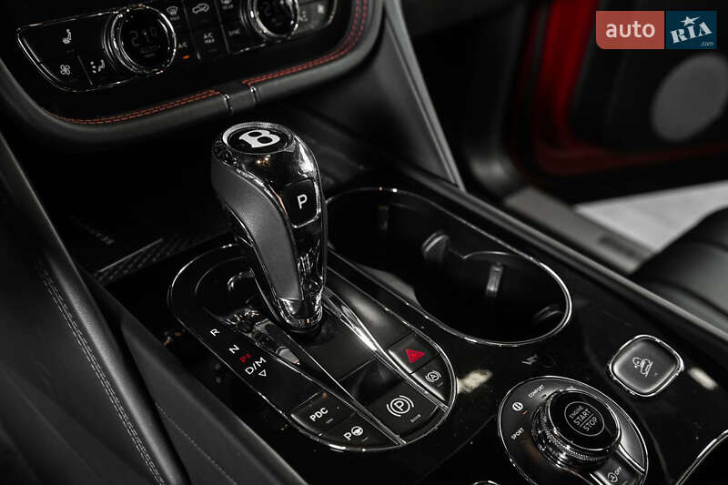 Внедорожник / Кроссовер Bentley Bentayga 2018 в Одессе фото 50 Внедорожник / Кроссовер Bentley Bentayga 2018 в Одессе