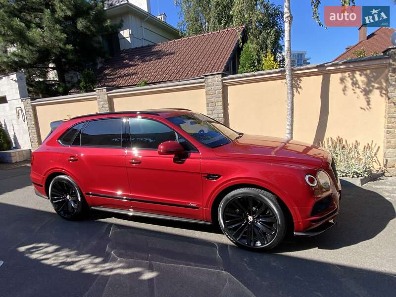Внедорожник / Кроссовер Bentley Bentayga 2019 в Одессе