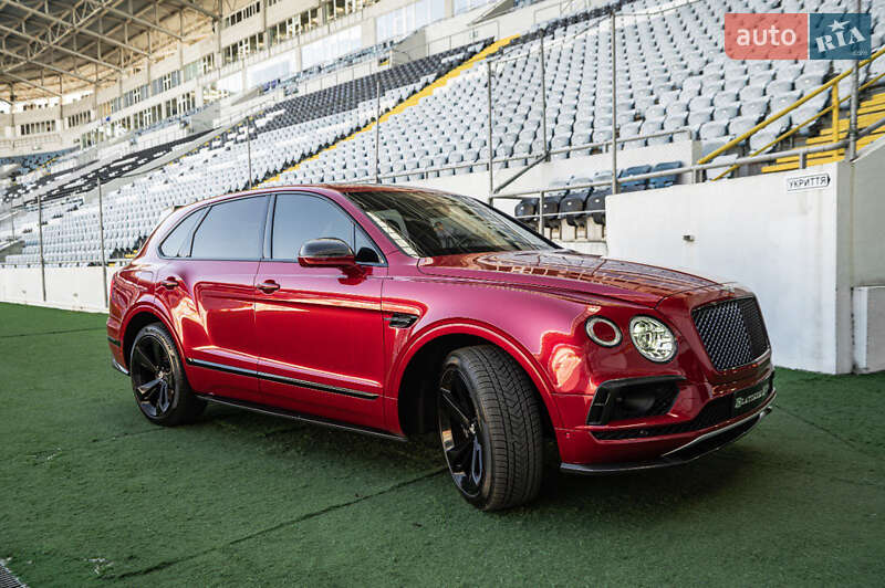 Внедорожник / Кроссовер Bentley Bentayga 2018 в Одессе фото 6 Внедорожник / Кроссовер Bentley Bentayga 2018 в Одессе
