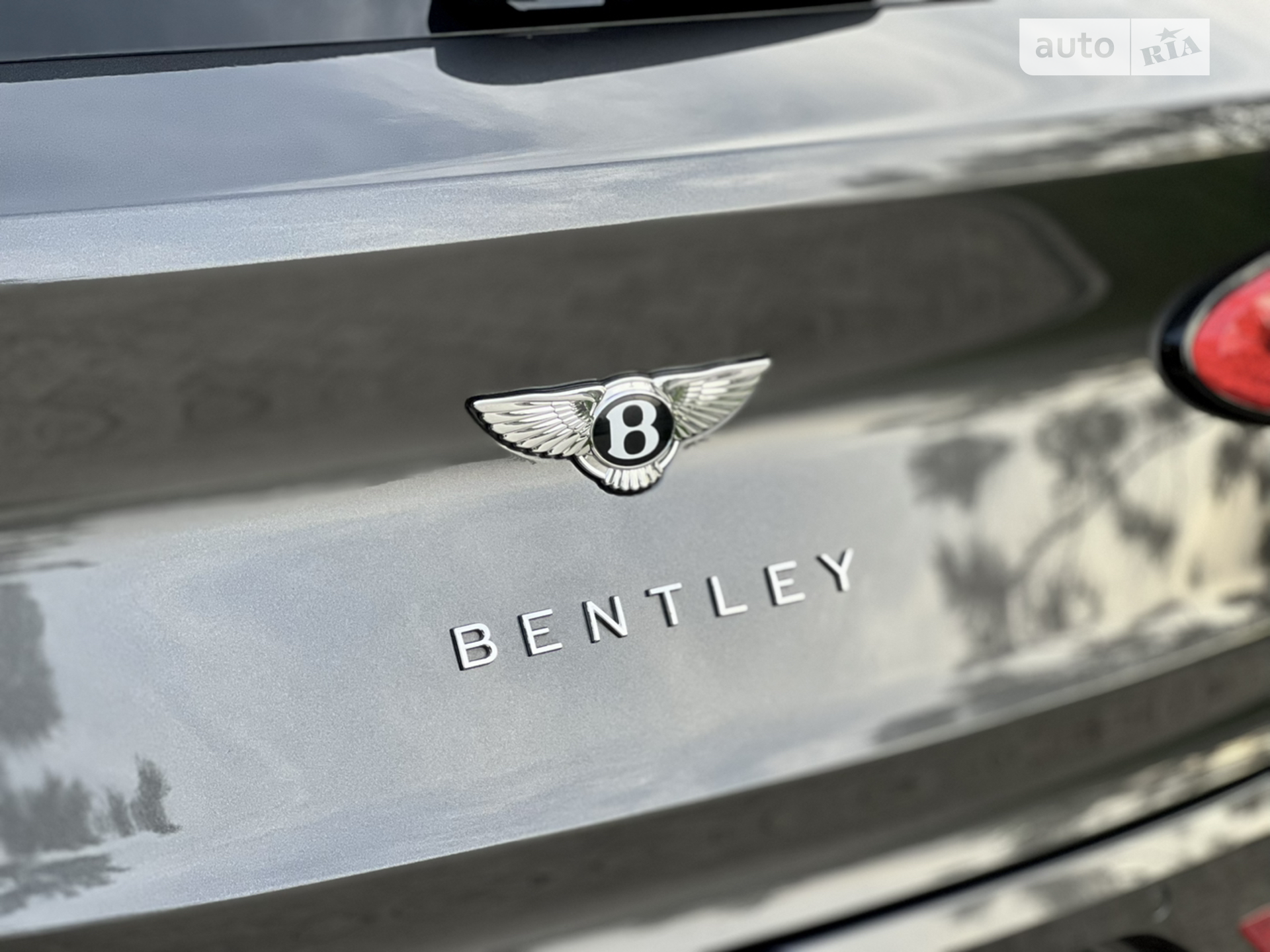 2020 Bentley Bentayga - мініатюра 26