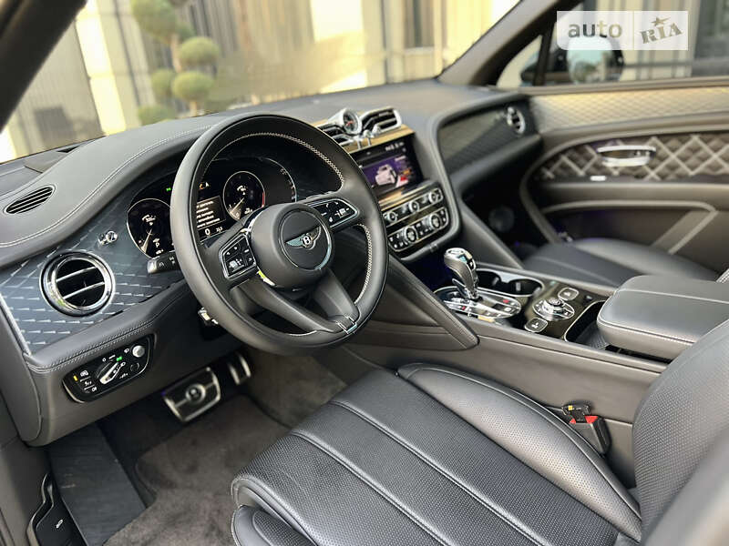 Внедорожник / Кроссовер Bentley Bentayga 2020 в Одессе