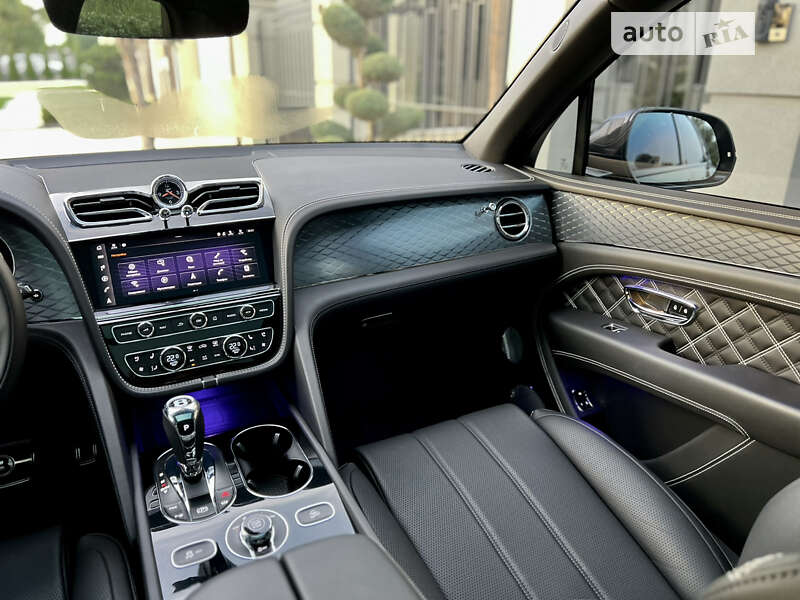 Внедорожник / Кроссовер Bentley Bentayga 2020 в Одессе
