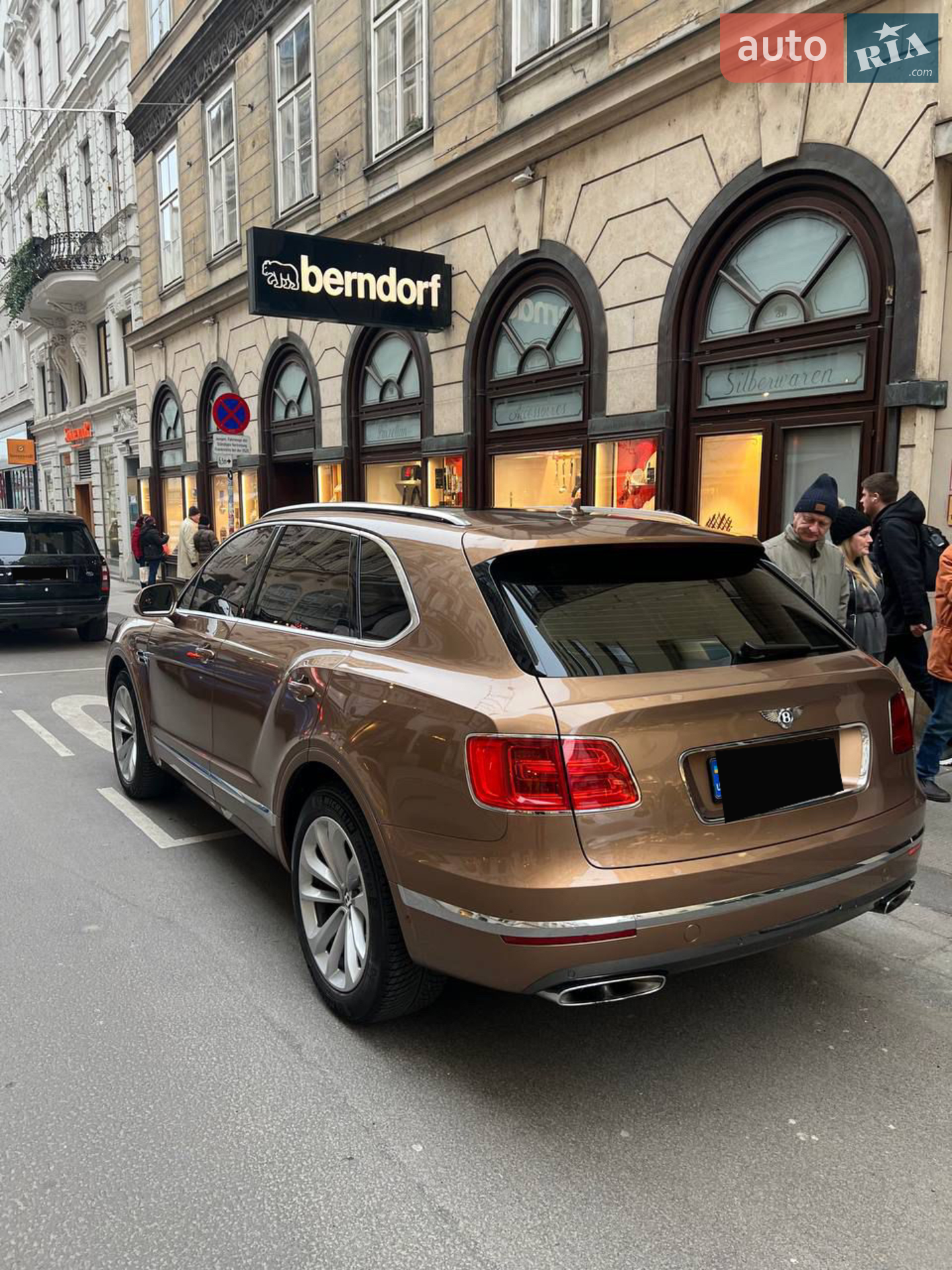 2016 Bentley Bentayga - мініатюра 21