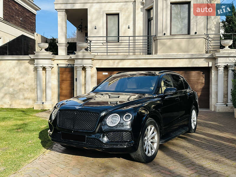 Внедорожник / Кроссовер Bentley Bentayga 2016 в Одессе фото 13 Внедорожник / Кроссовер Bentley Bentayga 2016 в Одессе
