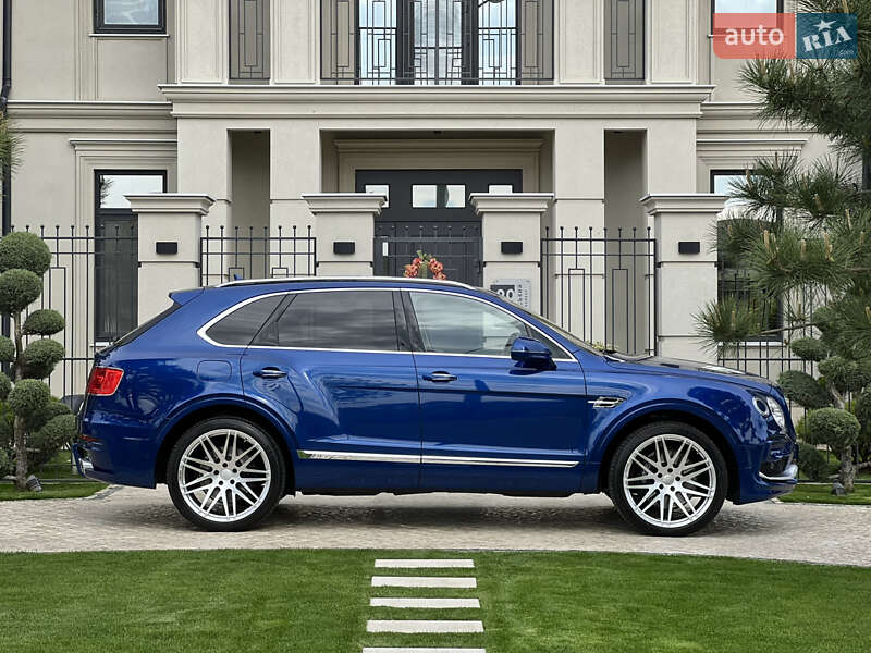 Внедорожник / Кроссовер Bentley Bentayga 2017 в Одессе фото 17 Внедорожник / Кроссовер Bentley Bentayga 2017 в Одессе