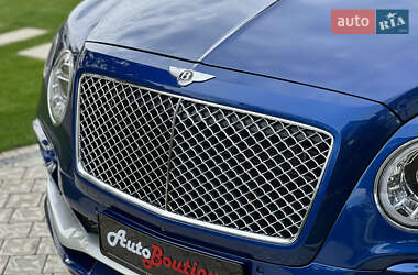 Внедорожник / Кроссовер Bentley Bentayga 2017 в 