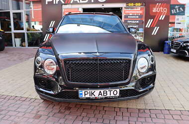 Внедорожник / Кроссовер Bentley Bentayga 2016 в 