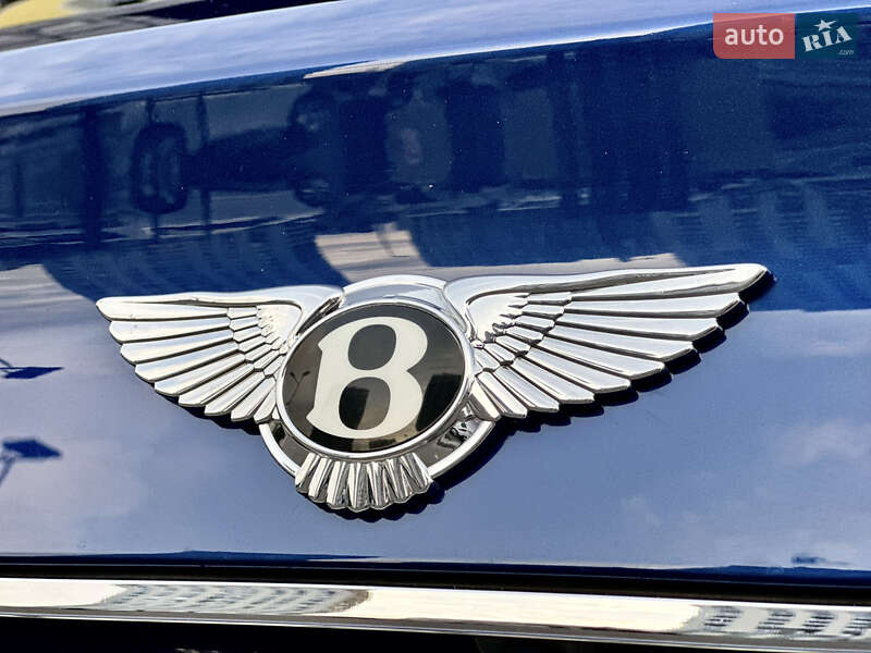 Позашляховик / Кросовер Bentley Bentayga 2016 в Києві