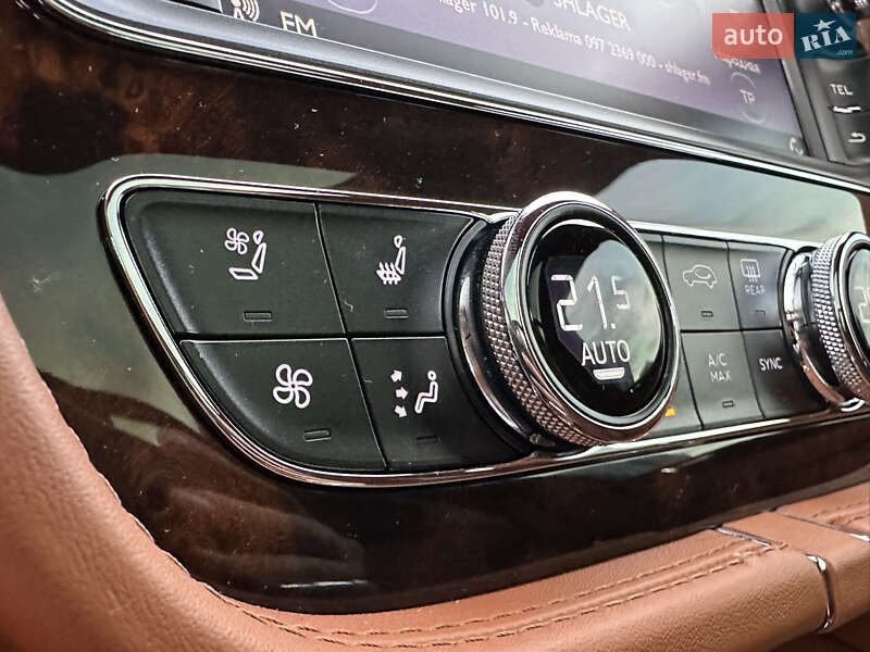 Позашляховик / Кросовер Bentley Bentayga 2016 в Києві