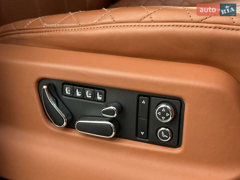 Позашляховик / Кросовер Bentley Bentayga 2016 в Києві