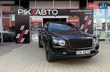 Позашляховик / Кросовер Bentley Bentayga 2016 в Львові