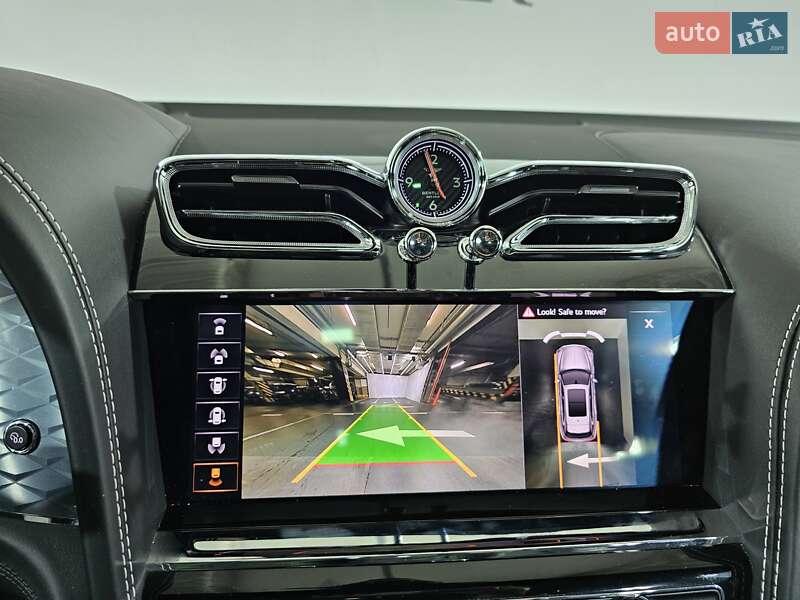 Позашляховик / Кросовер Bentley Bentayga 2021 в Києві фото 31 Позашляховик / Кросовер Bentley Bentayga 2021 в Києві
