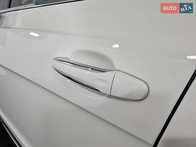 Позашляховик / Кросовер Bentley Bentayga 2021 в Києві фото 42 Позашляховик / Кросовер Bentley Bentayga 2021 в Києві