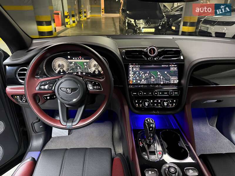 Позашляховик / Кросовер Bentley Bentayga 2022 в Києві фото 67 Позашляховик / Кросовер Bentley Bentayga 2022 в Києві
