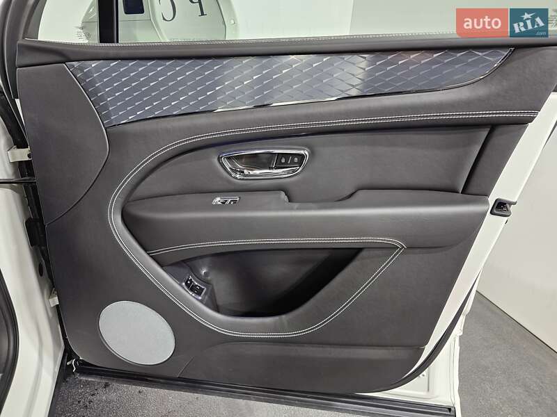 Внедорожник / Кроссовер Bentley Bentayga 2021 в Киеве фото 20 Внедорожник / Кроссовер Bentley Bentayga 2021 в Киеве