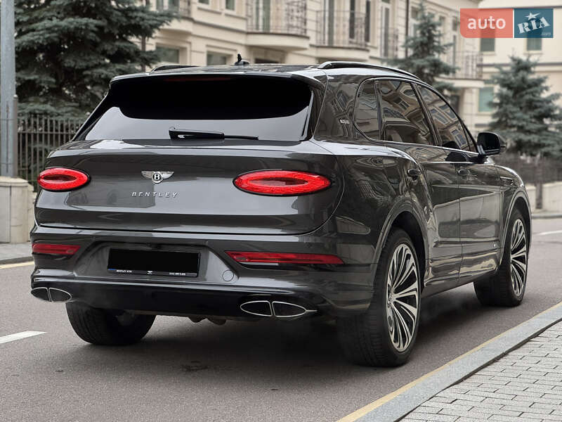 Внедорожник / Кроссовер Bentley Bentayga 2020 в Киеве