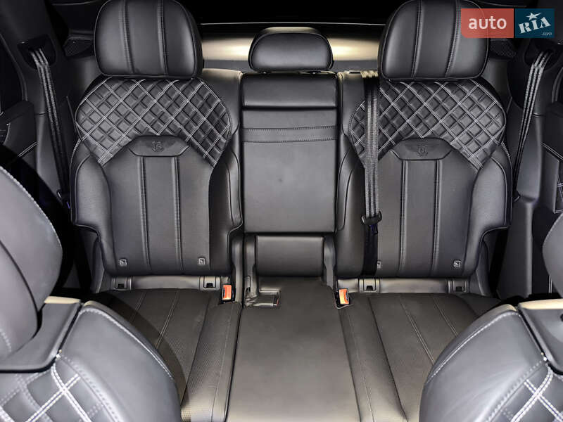 Внедорожник / Кроссовер Bentley Bentayga 2020 в Киеве