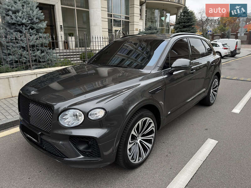Внедорожник / Кроссовер Bentley Bentayga 2020 в Киеве