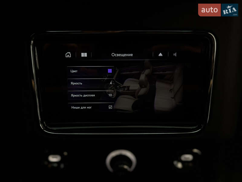 Внедорожник / Кроссовер Bentley Bentayga 2020 в Киеве