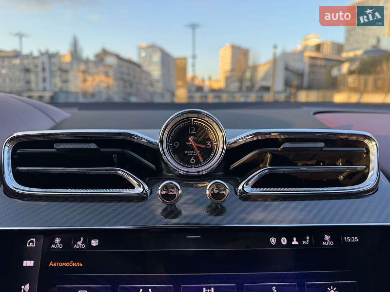Внедорожник / Кроссовер Bentley Bentayga 2021 в Киеве