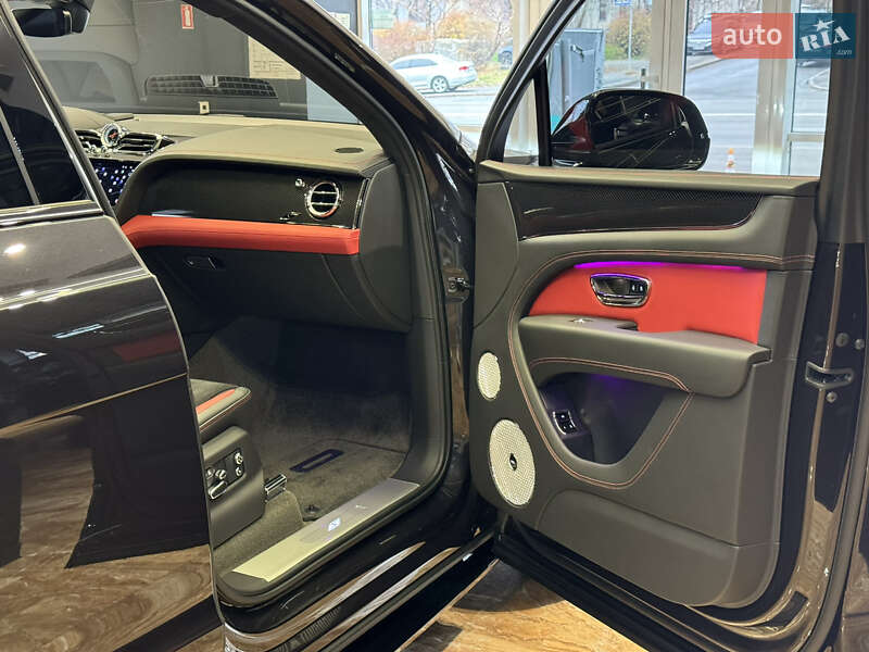 Внедорожник / Кроссовер Bentley Bentayga 2021 в Киеве фото 70 Внедорожник / Кроссовер Bentley Bentayga 2021 в Киеве