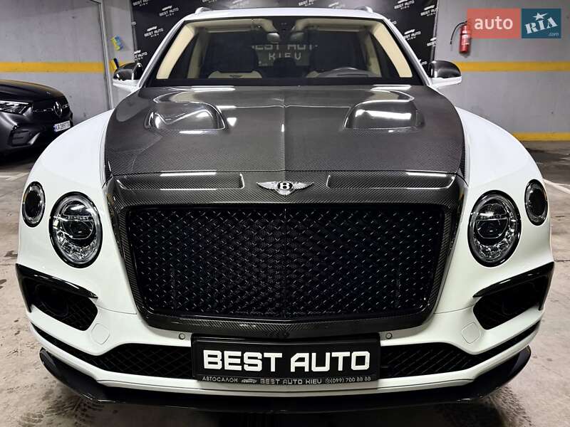 Внедорожник / Кроссовер Bentley Bentayga 2018 в Киеве