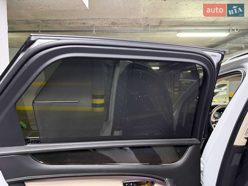 Внедорожник / Кроссовер Bentley Bentayga 2018 в Киеве