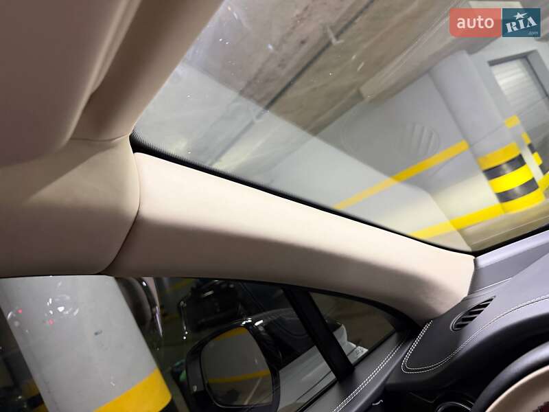 Внедорожник / Кроссовер Bentley Bentayga 2018 в Киеве