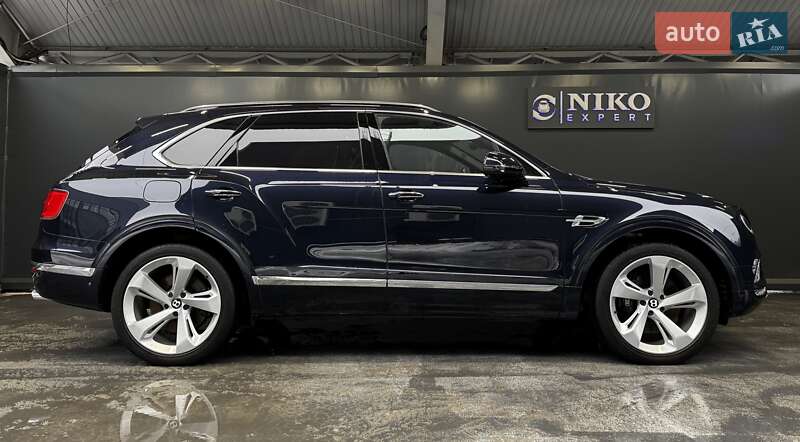 Позашляховик / Кросовер Bentley Bentayga 2017 в Києві