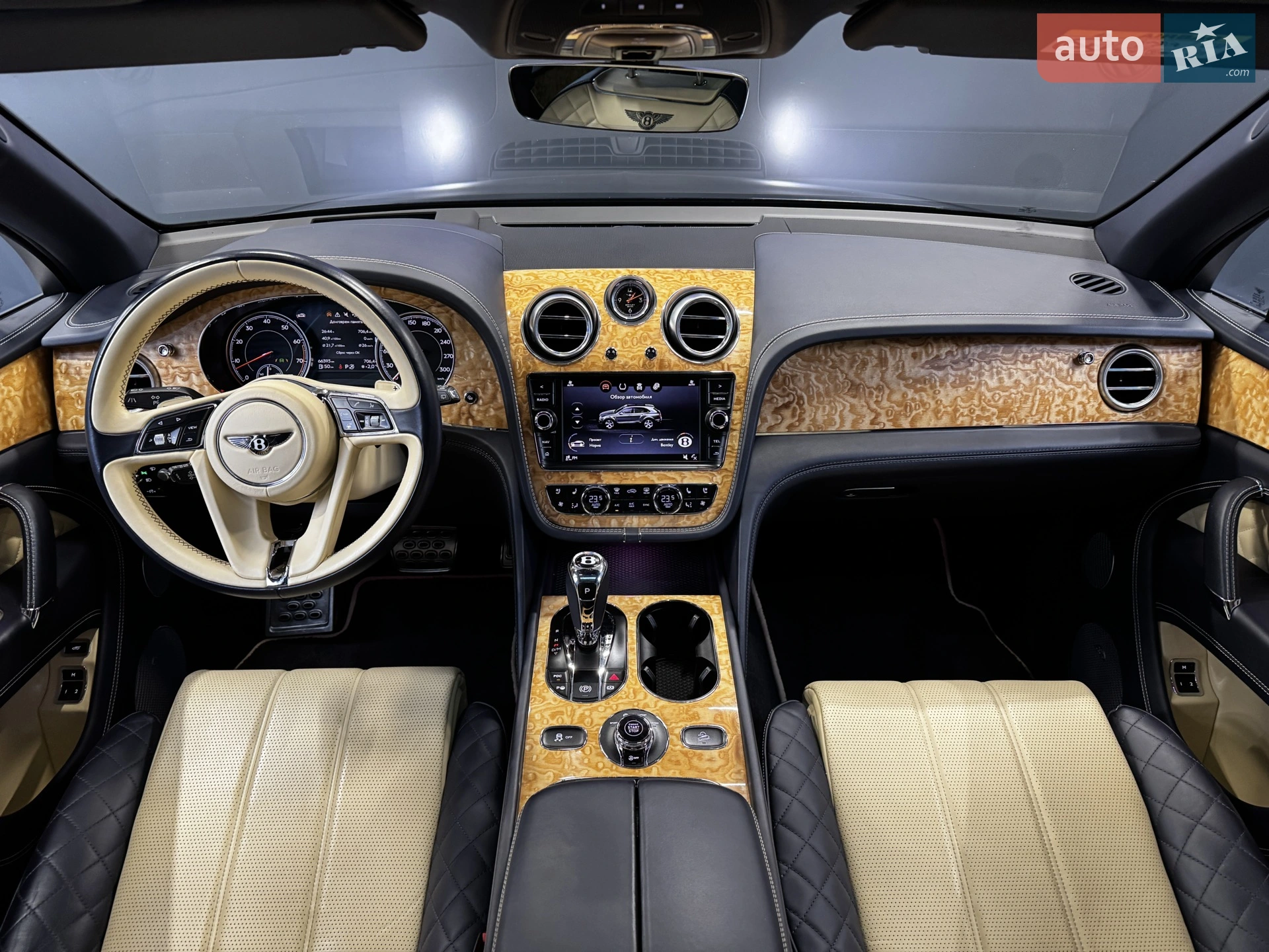 2017 Bentley Bentayga - мініатюра 24