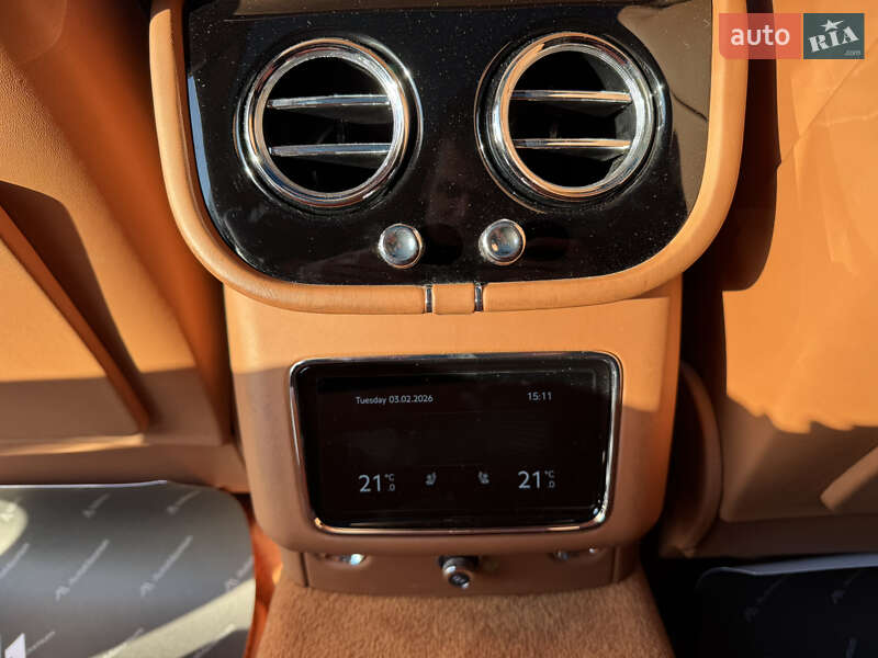 Позашляховик / Кросовер Bentley Bentayga 2023 в Києві фото 25 Позашляховик / Кросовер Bentley Bentayga 2023 в Києві