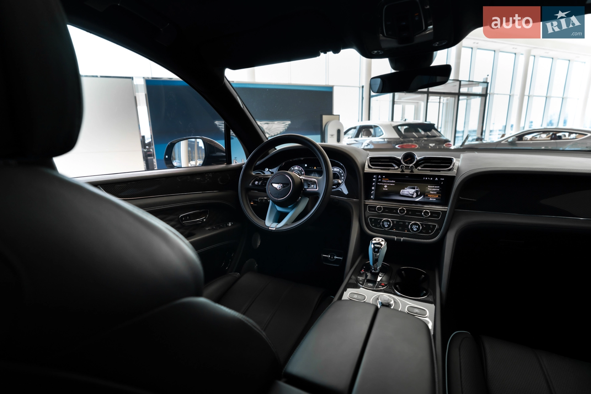 2024 Bentley Bentayga - мініатюра 15