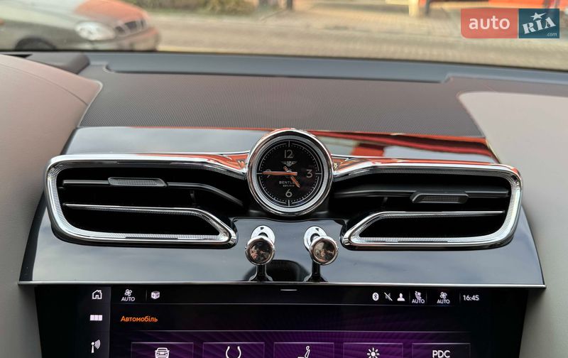 Внедорожник / Кроссовер Bentley Bentayga 2023 в Львове