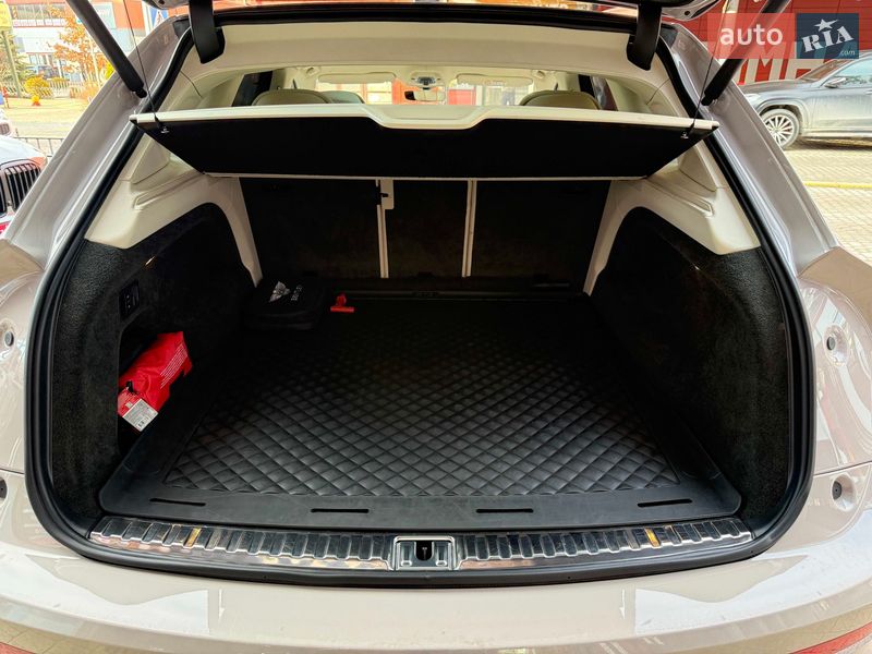 Внедорожник / Кроссовер Bentley Bentayga 2023 в Львове