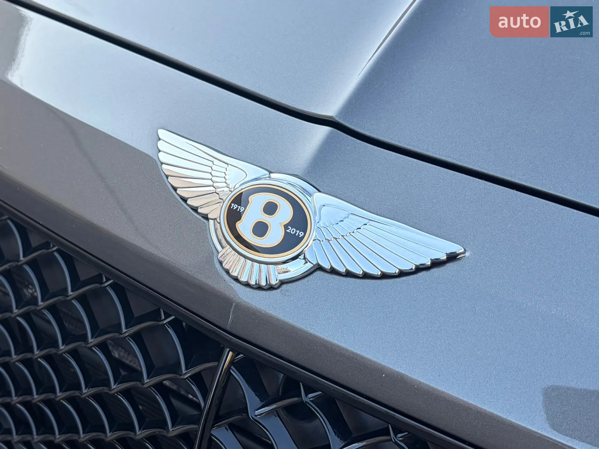 2019 Bentley Bentayga - мініатюра 12