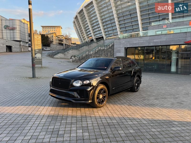 Внедорожник / Кроссовер Bentley Bentayga 2021 в Киеве