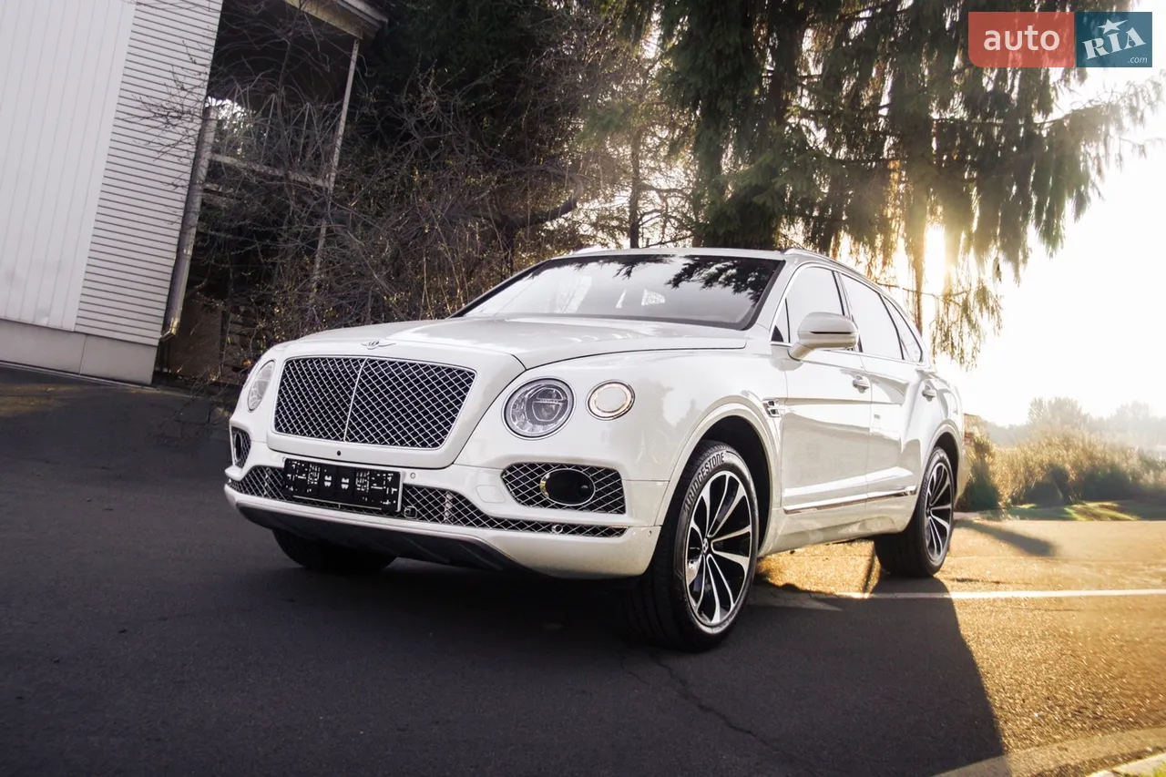 2017 Bentley Bentayga - мініатюра 11