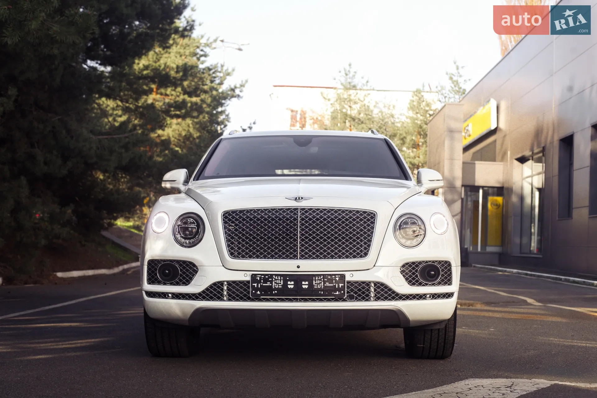 2017 Bentley Bentayga - мініатюра 5