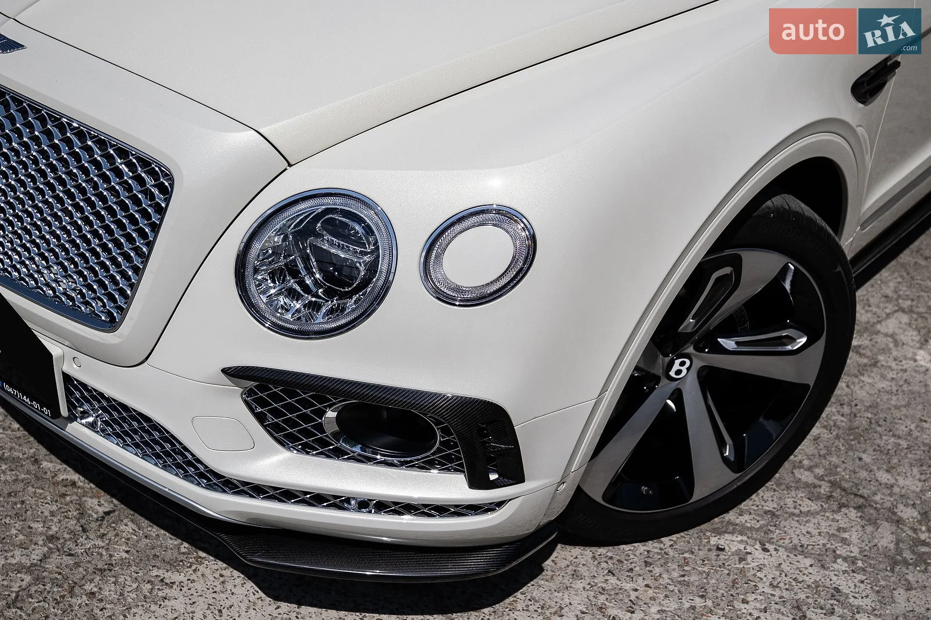 2017 Bentley Bentayga - мініатюра 15