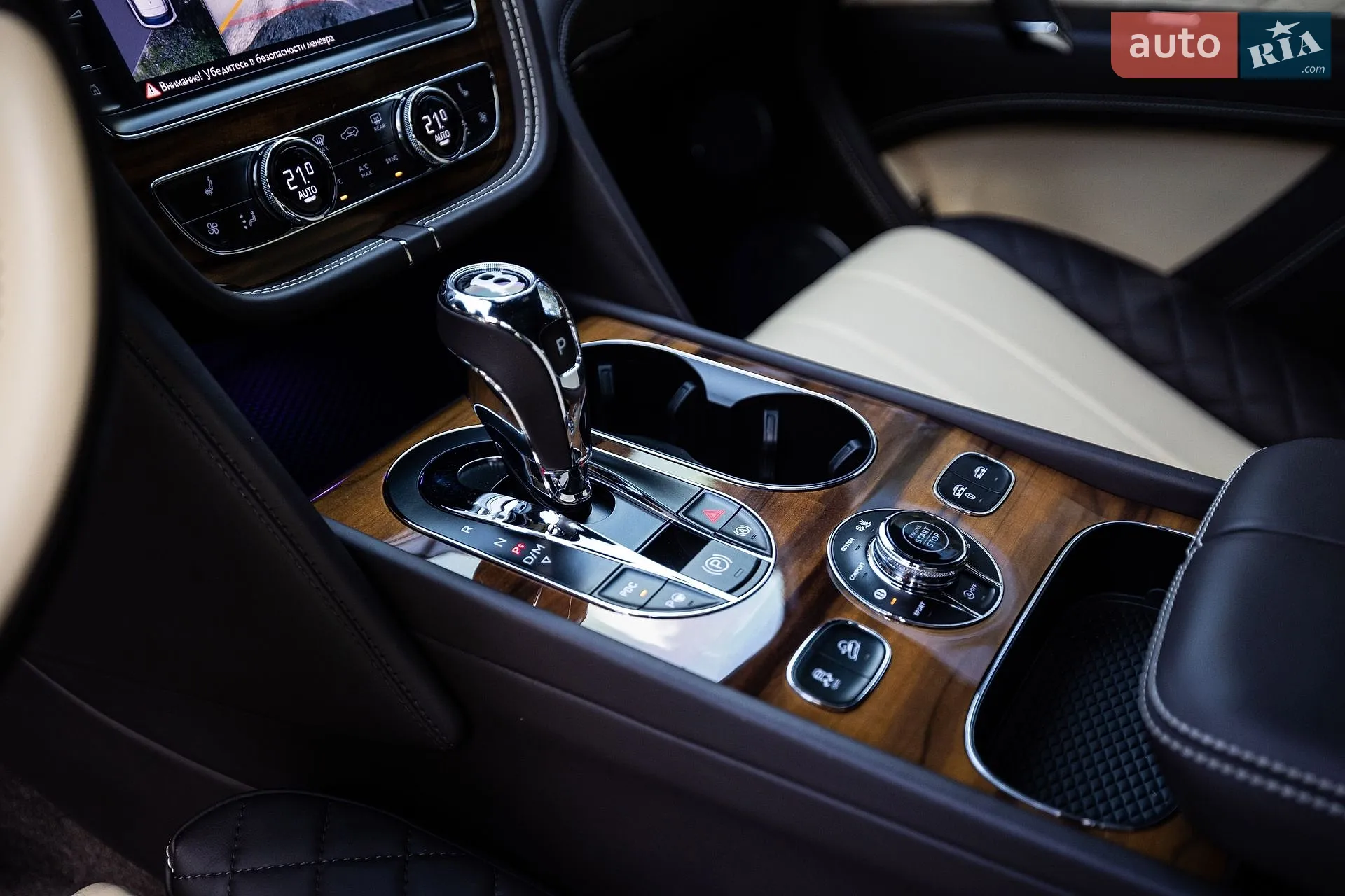 2017 Bentley Bentayga - мініатюра 47