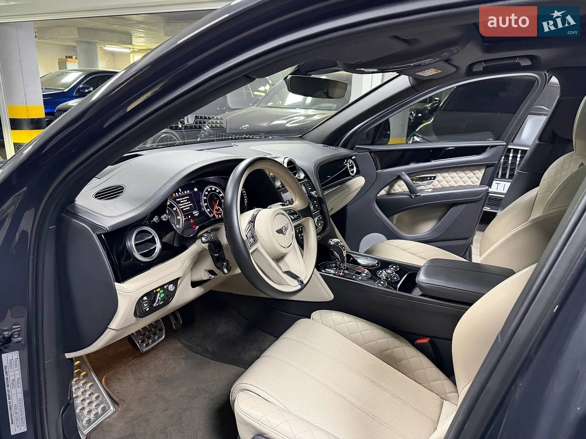 2016 Bentley Bentayga - мініатюра 49