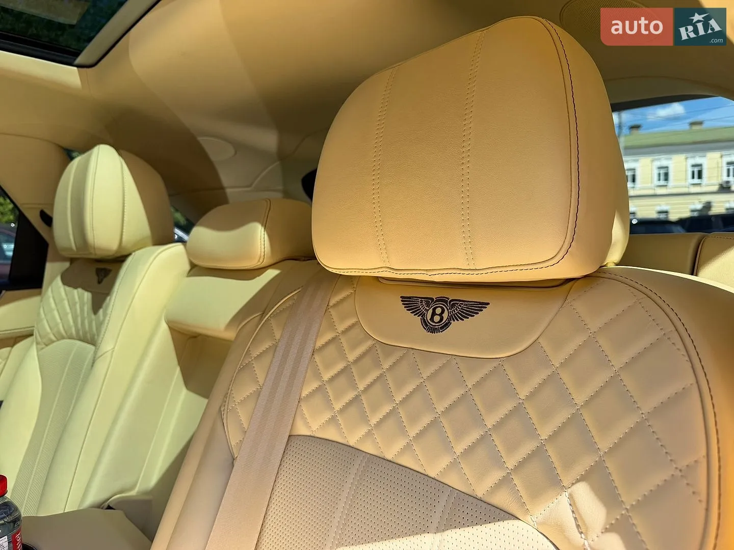 2016 Bentley Bentayga - мініатюра 21