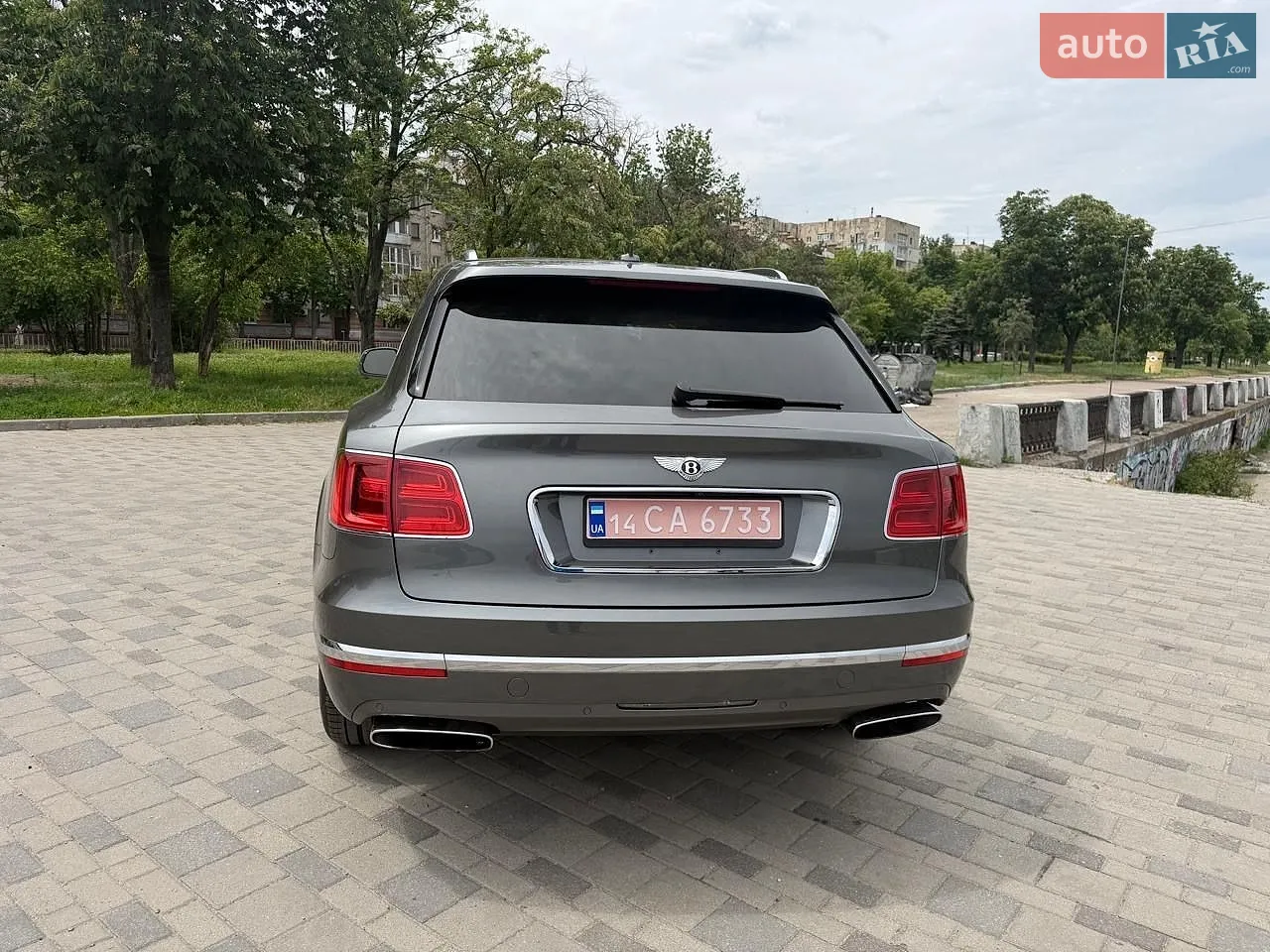 2016 Bentley Bentayga - мініатюра 5