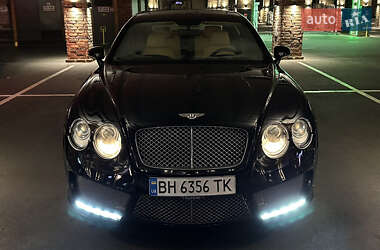 Седан Bentley Continental Flying Spur 2005 в 