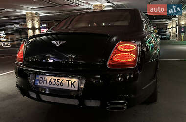 Седан Bentley Continental Flying Spur 2005 в 