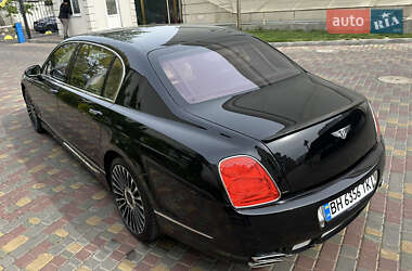 Седан Bentley Continental Flying Spur 2005 в 