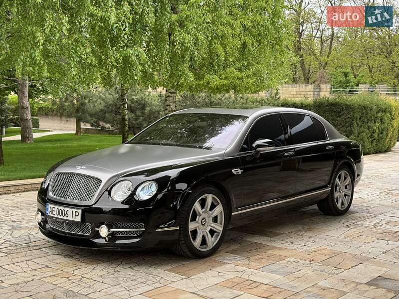 Седан Bentley Continental Flying Spur 2007 в 